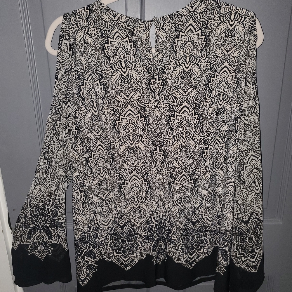 Blouse - Picture 3 of 3